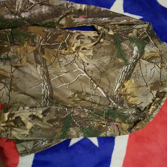 Realtree jacket - Picture 4 of 4