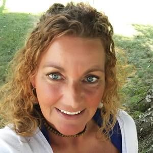 Meet your Posher, Bobbie