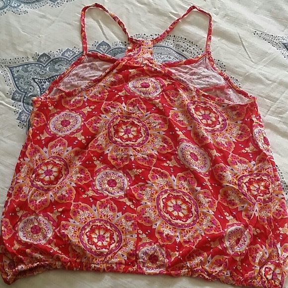 Top - Picture 2 of 4