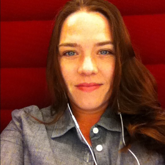 Meet your Posher, Anne - Picture 1 of 1