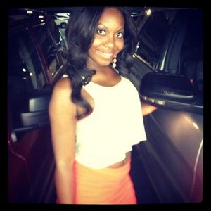 Meet your Posher, Jamila