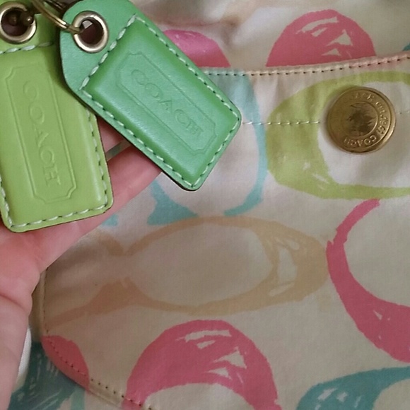 Coach purse - Picture 2 of 4