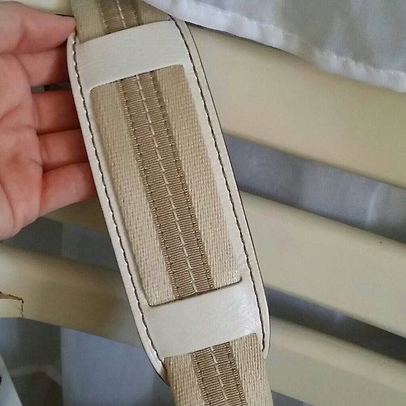 Coach purse - Picture 3 of 4