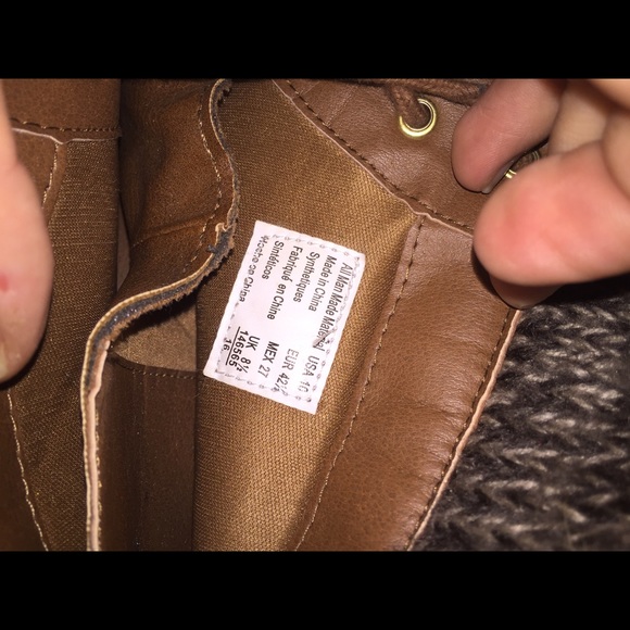 Boots - Picture 4 of 4