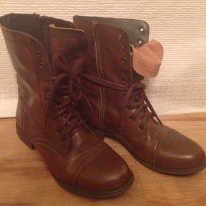 Steve Madden lace up brown combat boots