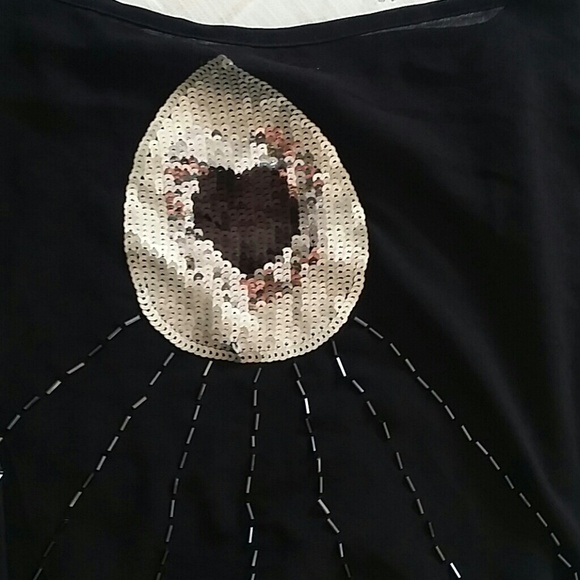 Top - Picture 2 of 2