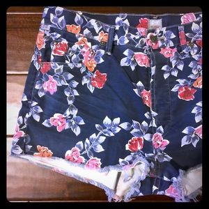 {Citizens of Humanity} 🎉HP 3/5/16🎉 Cutoff Shorts