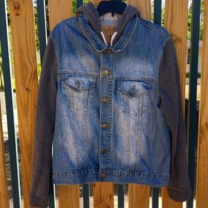 • Ecko Jean Jacket •