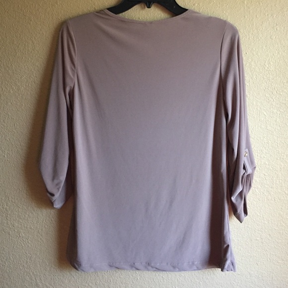 Tan blouse - Picture 4 of 4