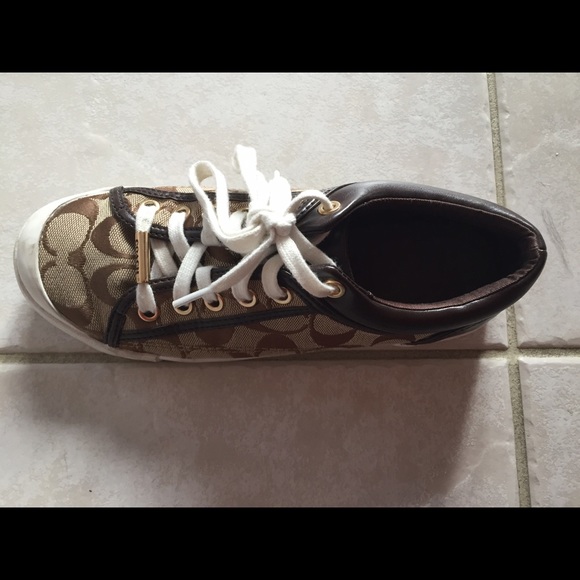 Shoes - Picture 2 of 2