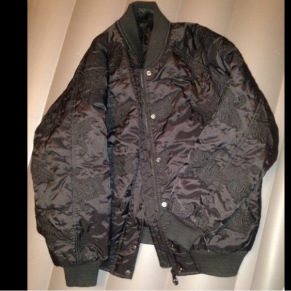 Al wissam hard shell coat