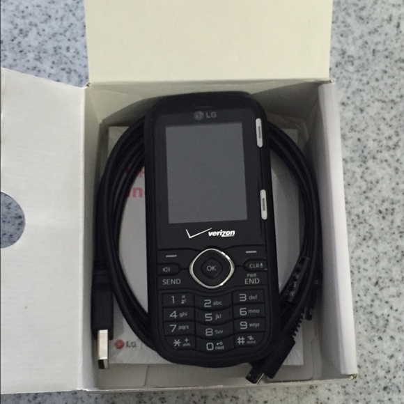 LG Cosmo **like new!**