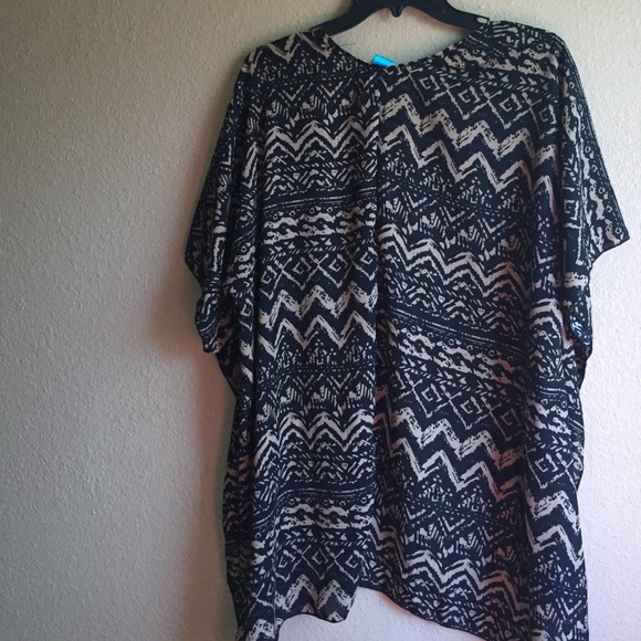 Aztec kimono - Picture 2 of 2