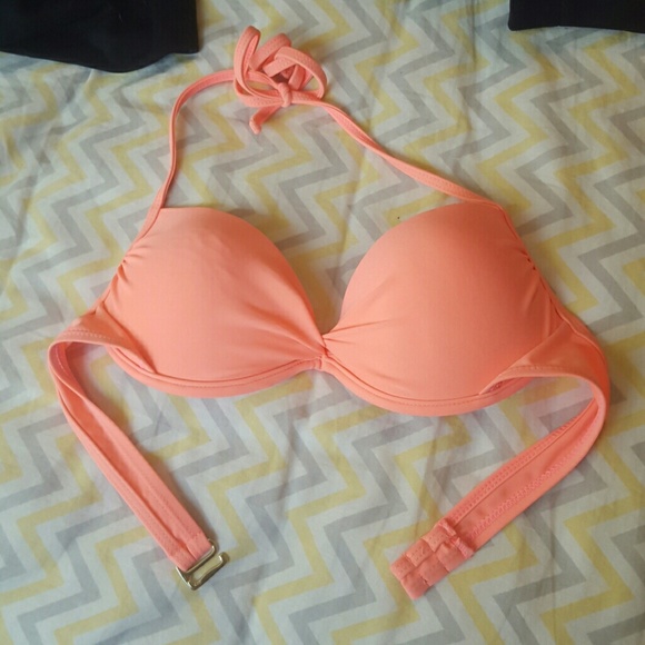 Swimsuit bundle - Picture 2 of 4