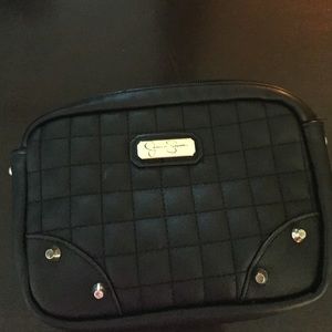 Jessica Simpson clutch