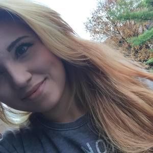 Meet your Posher, Viviana