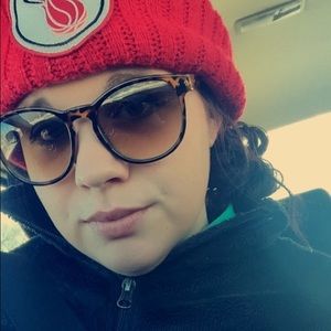 Meet your Posher, Lacey