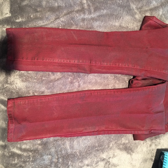 Celebrity Pink Burgundy Skinny Jeans - Picture 3 of 3