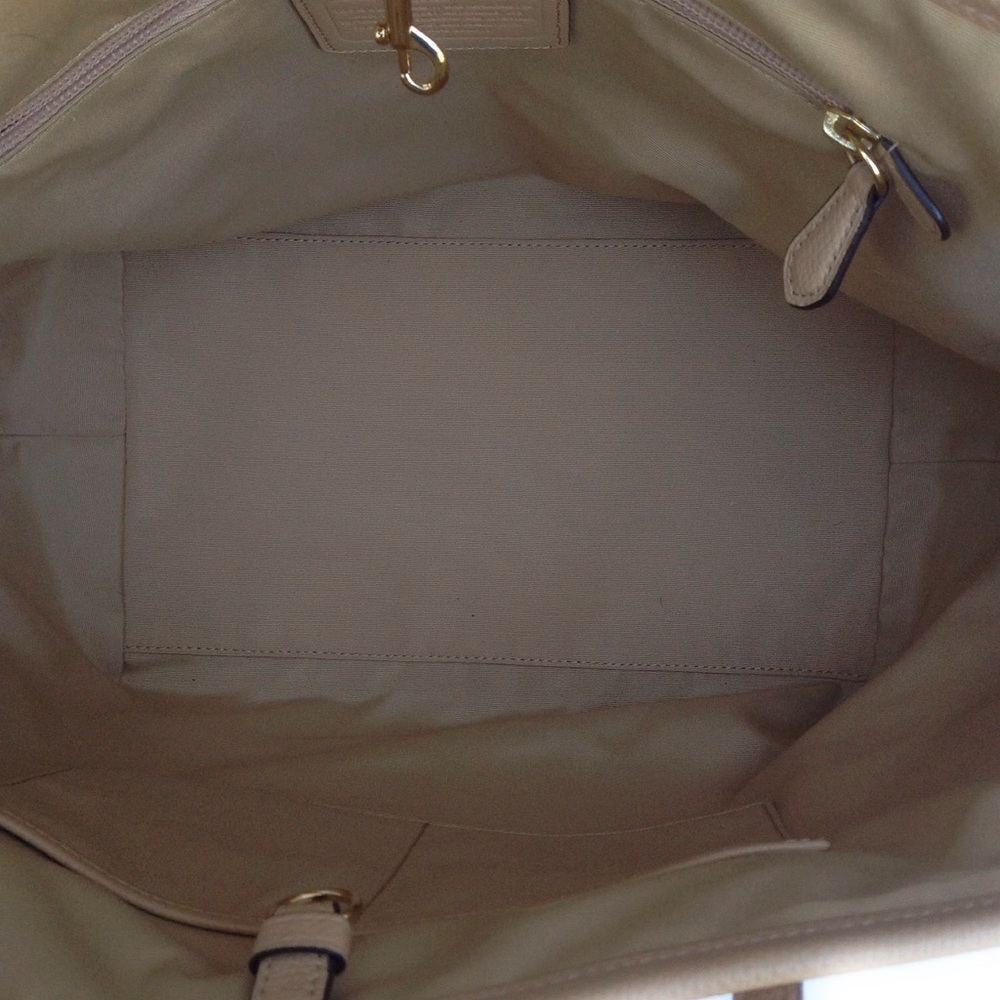 Coach Crossgrain Leather Taxi Tote - Picture 4 of 5