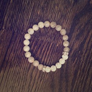 Gray and rhinestone beaded bracelet