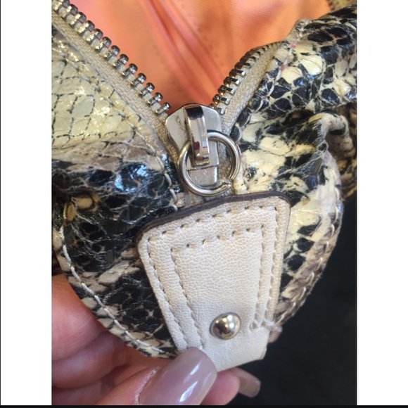 Faux Snake Skin Bag - Picture 3 of 4