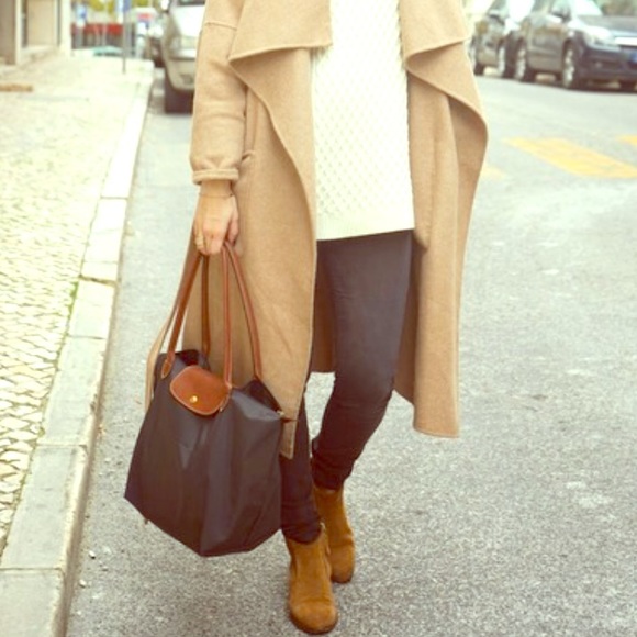 Authentic Le Pilage LONGCHAMP tote.