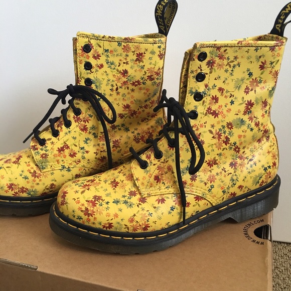Yellow floral Dr. Martens