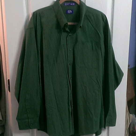 Men's Button Down Shirt with Pocket - Picture 1 of 2