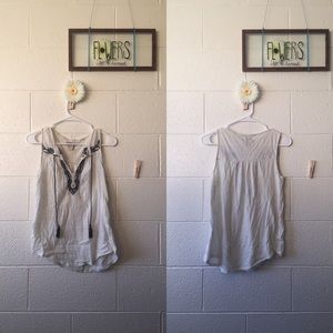 Cute LuckyBrand Tank!🌻