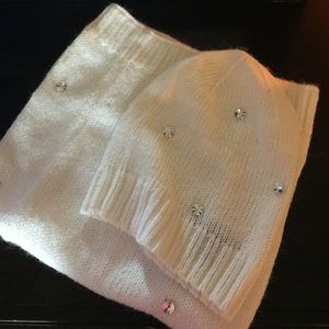 💎Victoria Secret scarf/hat💎