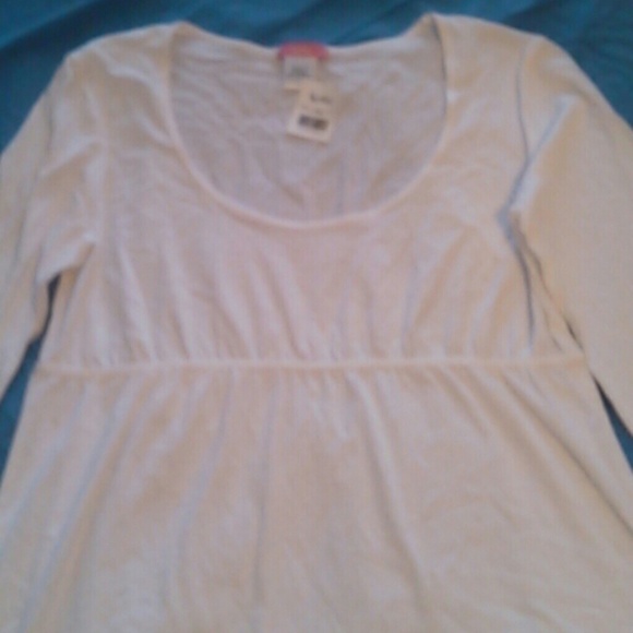 Shirt - Picture 3 of 3