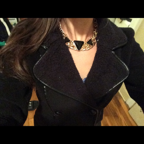 Vintage Gold Chain Necklace and Black Rhinestones - Picture 3 of 3