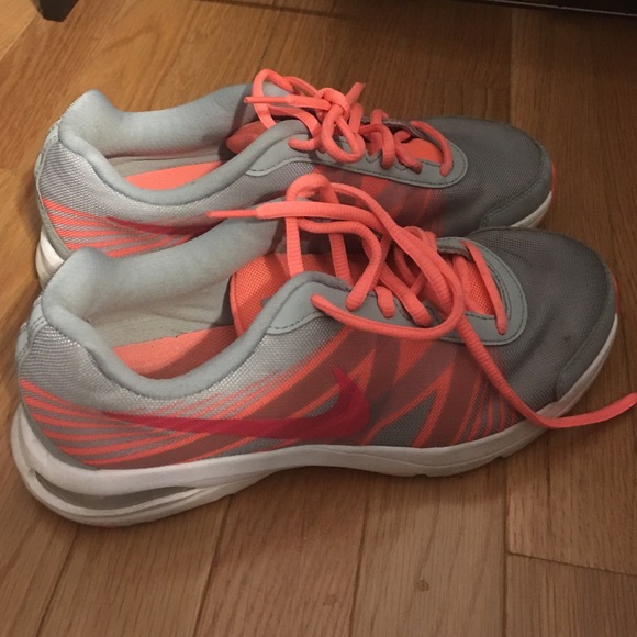Women Nike size 8