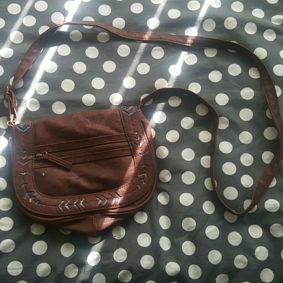 Small Satchel with Tribal Trimming