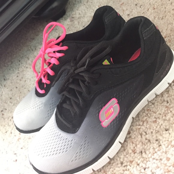 Skechers running shoes/ sneakers
