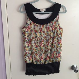 XOXO Floral Top Size L