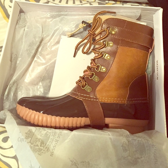 Super Cute Camel Duck Boots