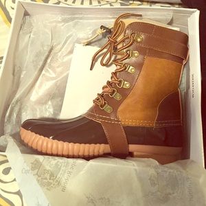 Super Cute Camel Duck Boots
