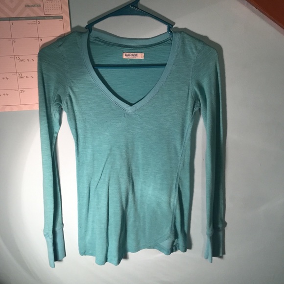 Light Blue Garage V-cut