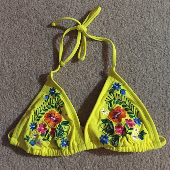 Xhilaration bathing suit top