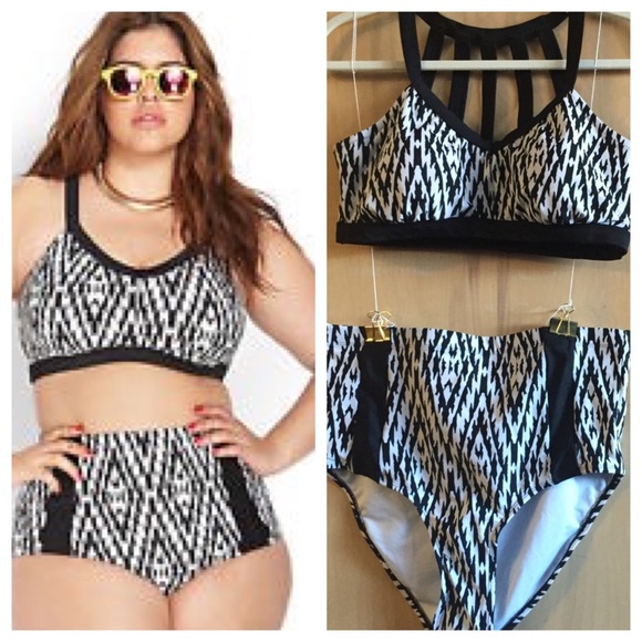 ⚪️F21 Black & White High Waisted Bikini⚪️