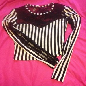 Black and White Stripped Lace Crop Top