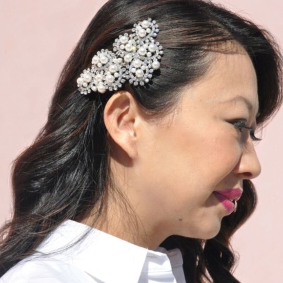 T&J Designs Accessories - HP! Luxe Crystal Pearl Deco Hair Comb