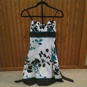 White, Blue, and Brown leafy dress