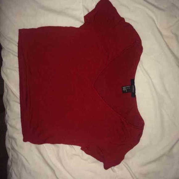 red v neck crop top
