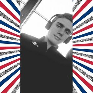 Meet your Posher, Bradley