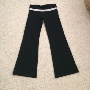 Lululemon size 8 reversible pants