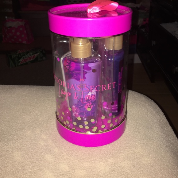 NWT VS bundle