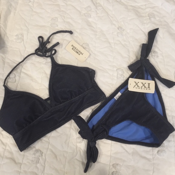 Bathing suit