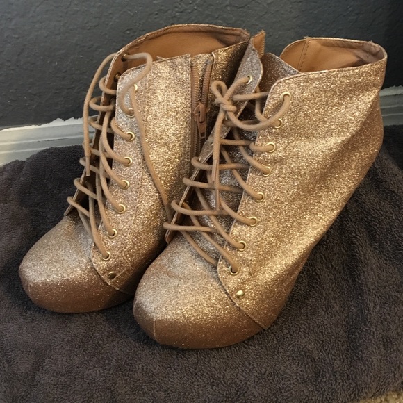 Gold Sparkly Lace Up Booties! - Picture 4 of 4